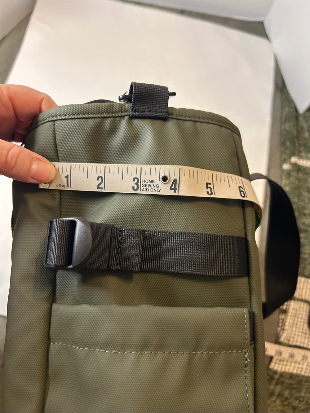 Quince Olive Green Utility Travel Bag with Black Straps - Picture 11 of 16